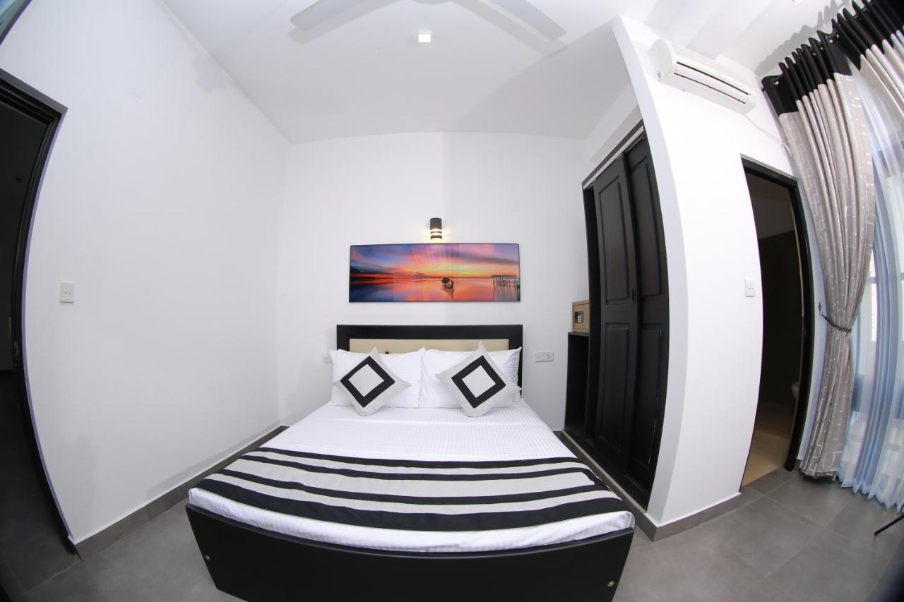 3R Resort Negombo Esterno foto