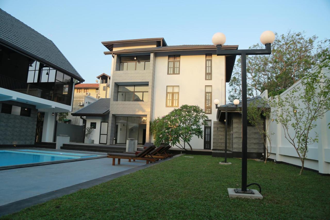 3R Resort Negombo Esterno foto