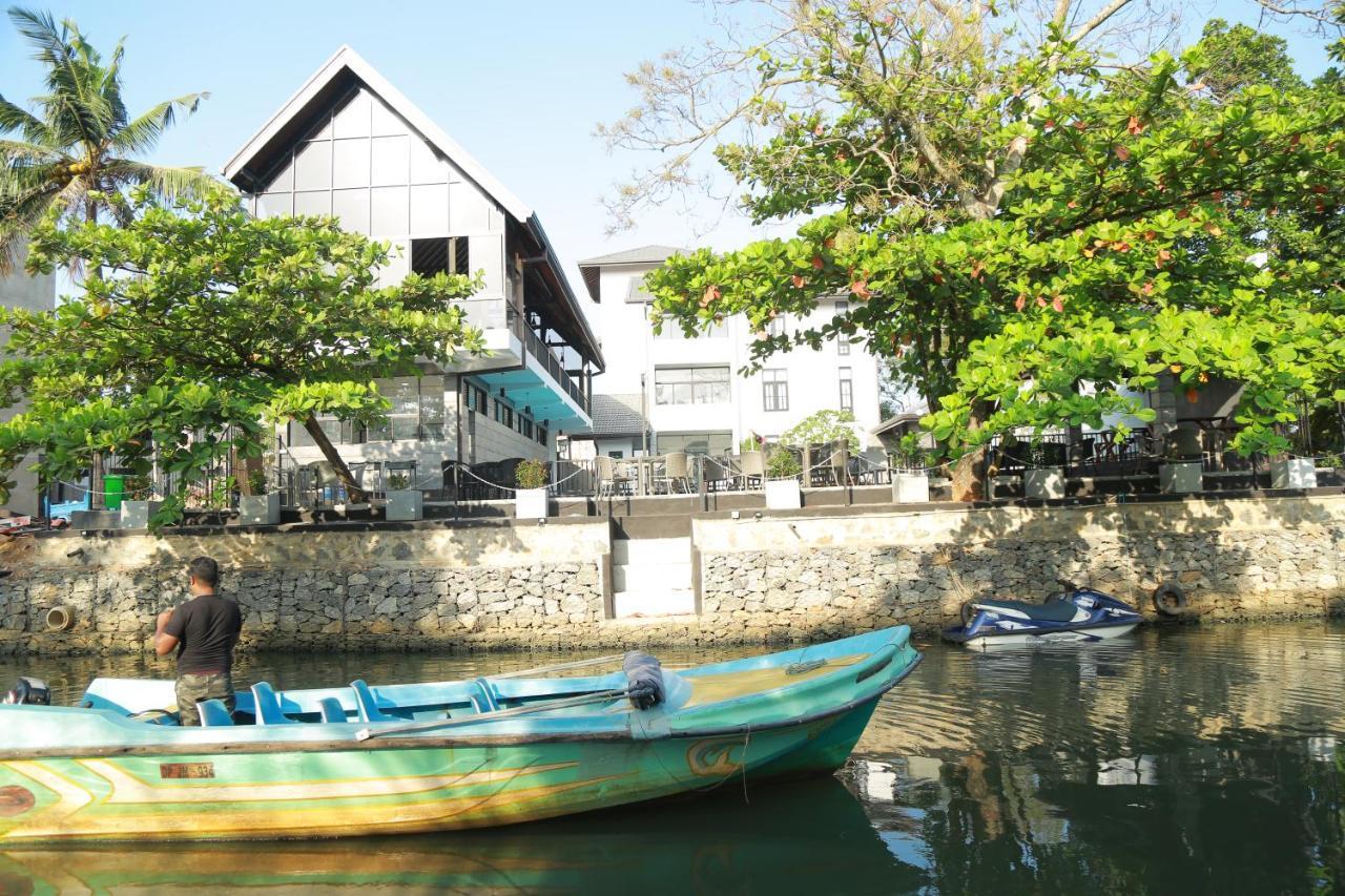 3R Resort Negombo Esterno foto