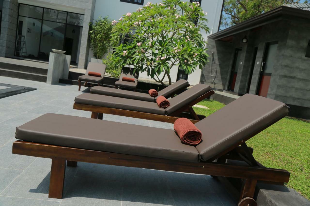 3R Resort Negombo Esterno foto