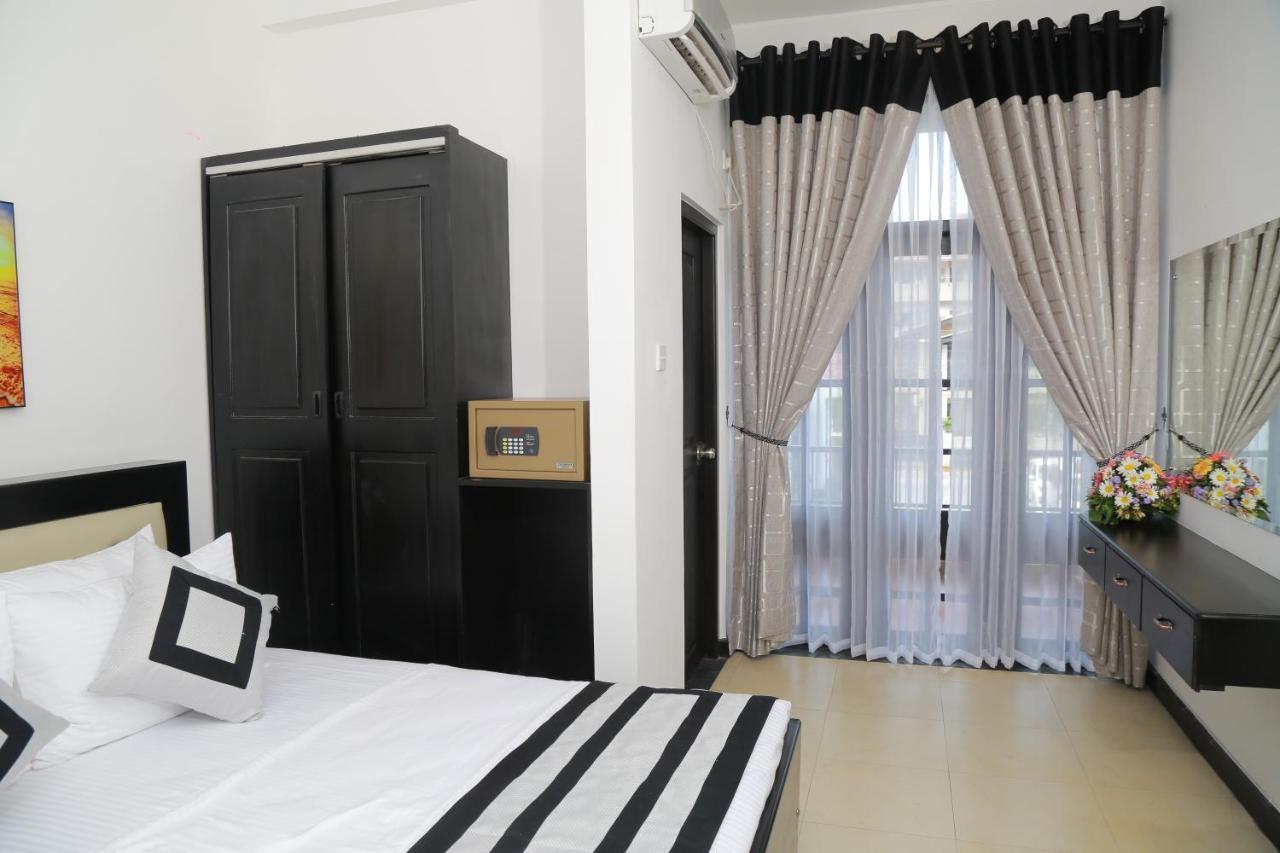 3R Resort Negombo Esterno foto